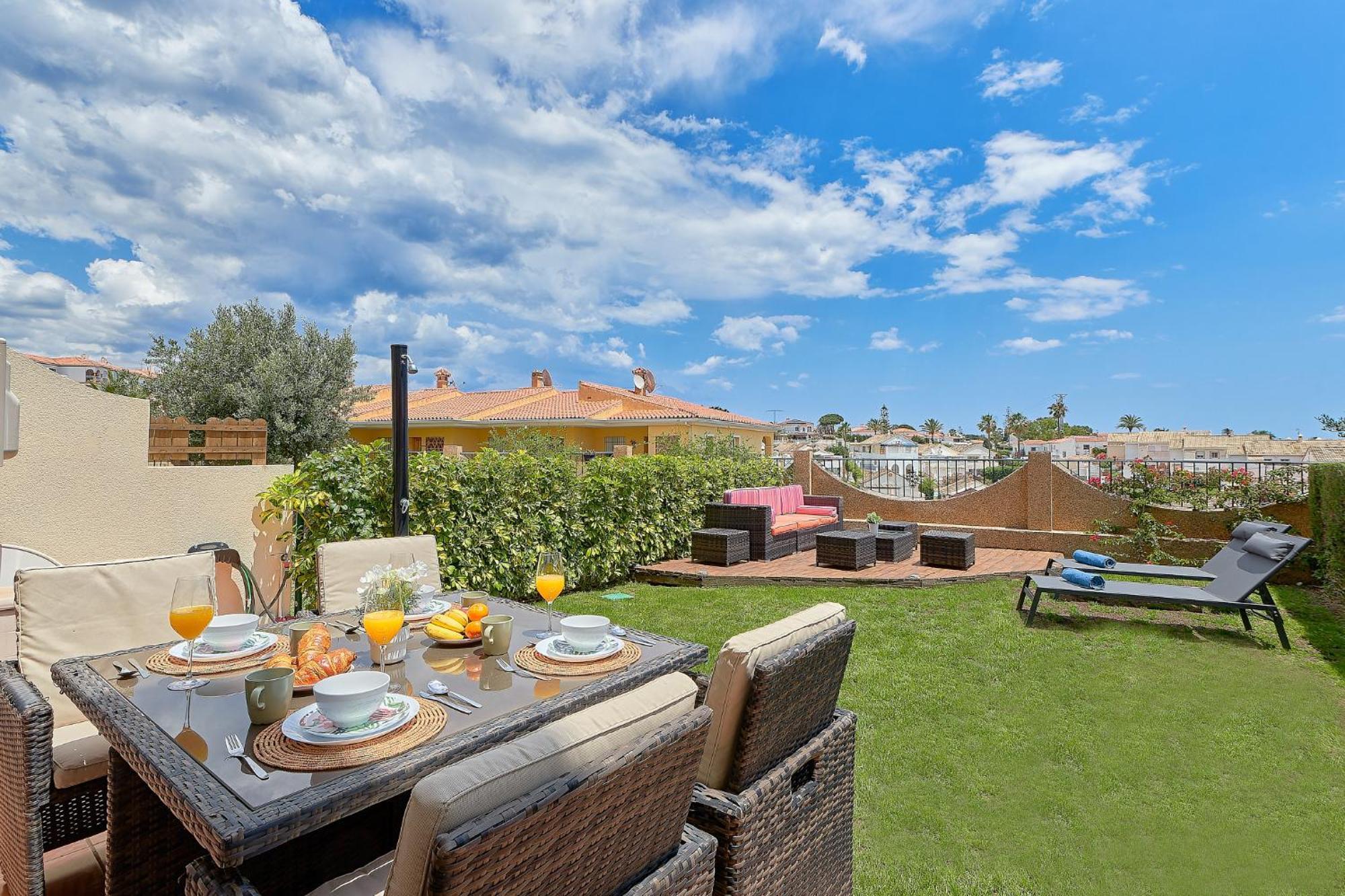 Faro Iv Sun Day, Garden, Bbq, Sea Views And Pet Friendly Mijas Costa & Fuengirola